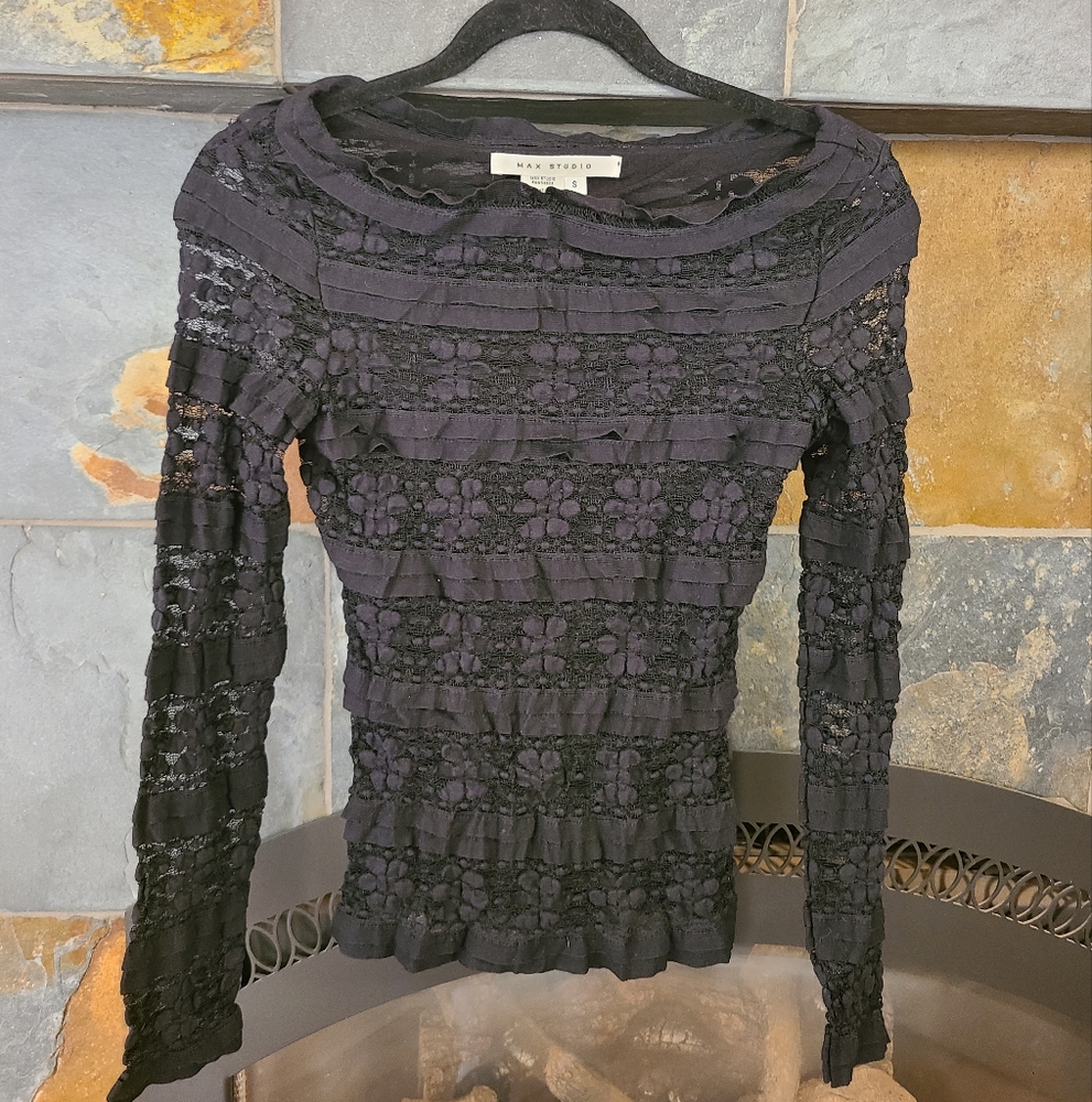 Max Studio Semi Sheer Black Long Sleeve Scoop Neck Lace Blouse Small Stretchy